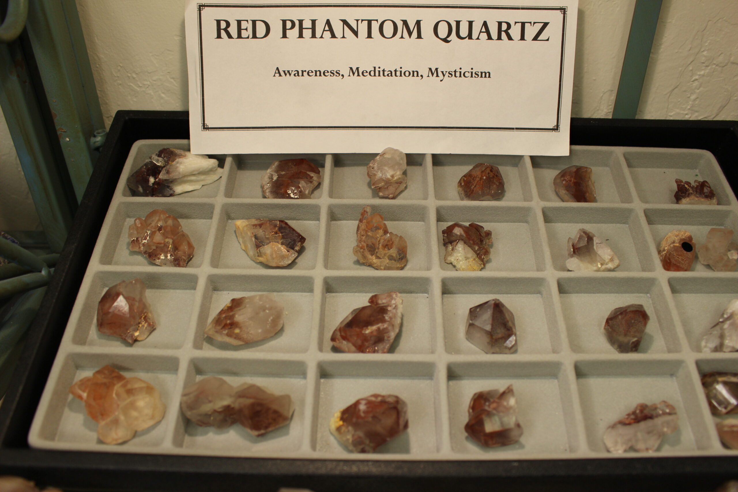 Quartz, Red Phantom